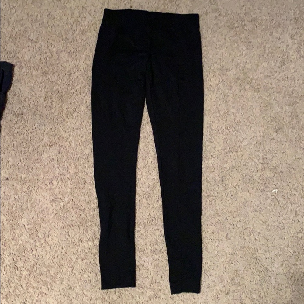 black leggings